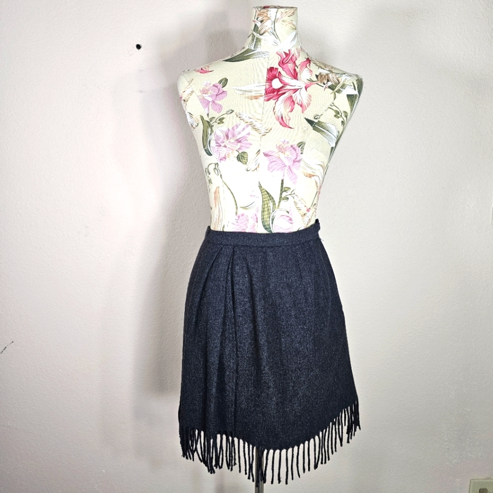 Vintage Anne Klein II 100% Wool Fringe Wrap Skirt Charcoal Grey Mini XS